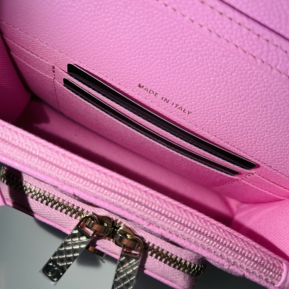 ♥️SOLD♥️ Chanel 23P Lilac Pink Caviar Business Affinity Chain Clutch Mini NWT - Picture 8 of 15